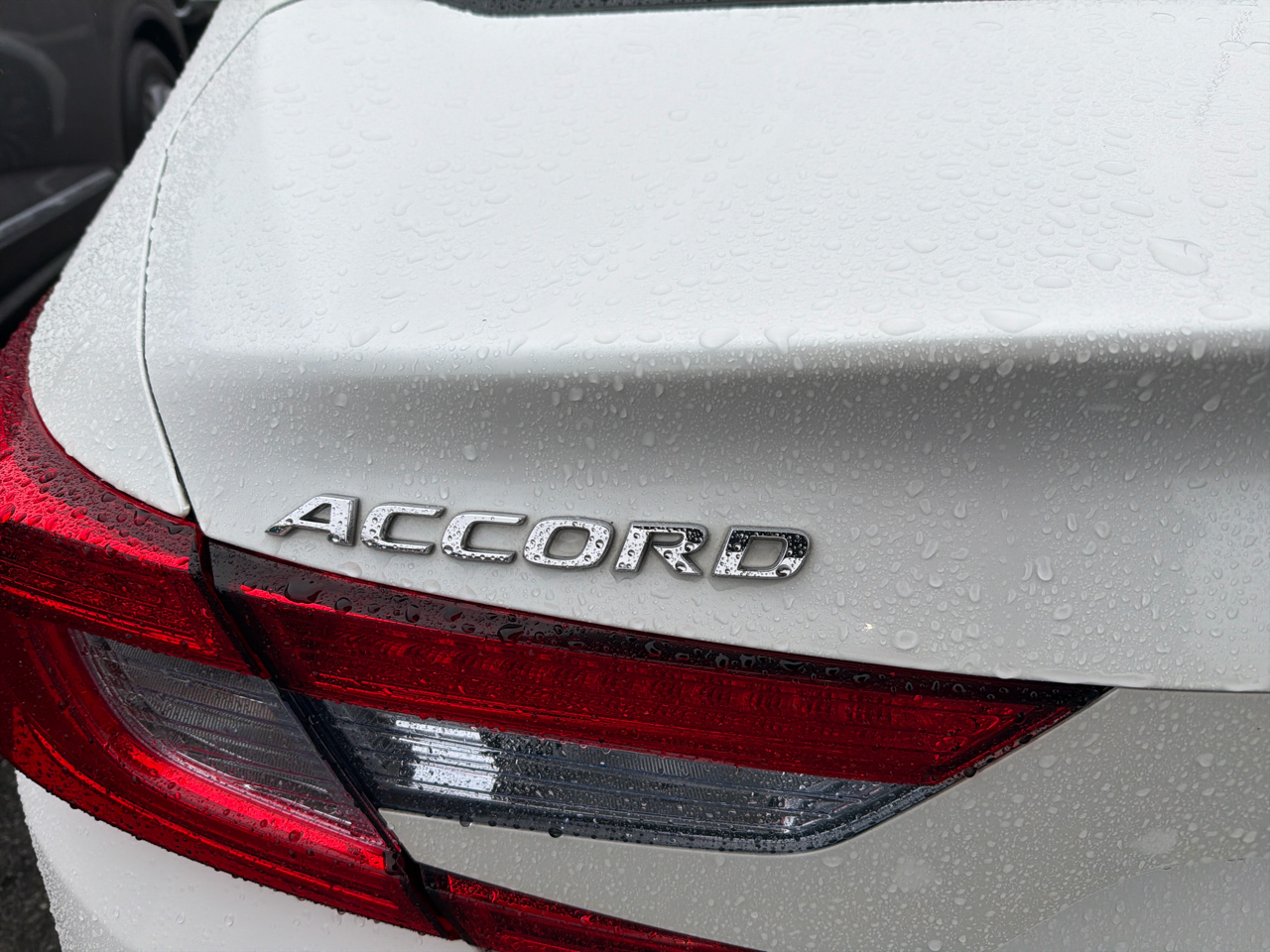 Honda Accord Hybrid EX Sedan 2018 Honda Accord Hybrid EX Sedan 2018