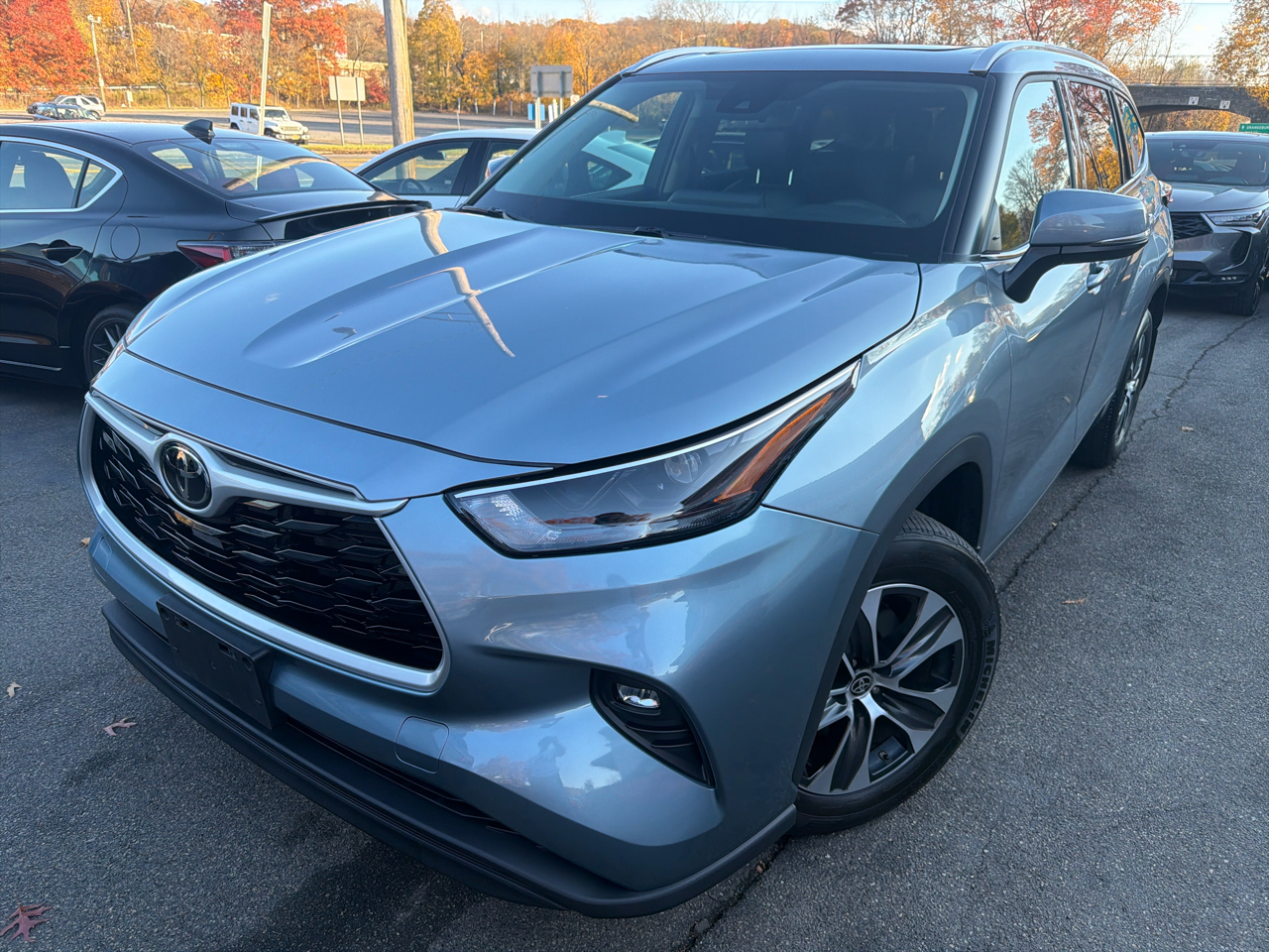 2022 Toyota Highlander XLE AWD (Natl)