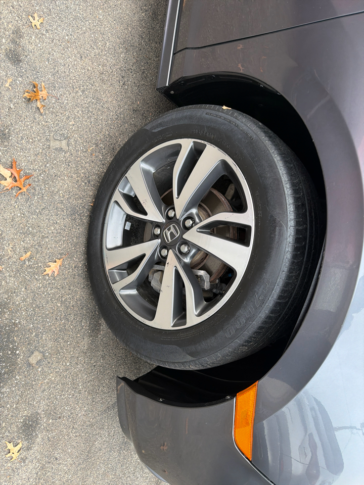 2021 Honda Odyssey Touring photo 4