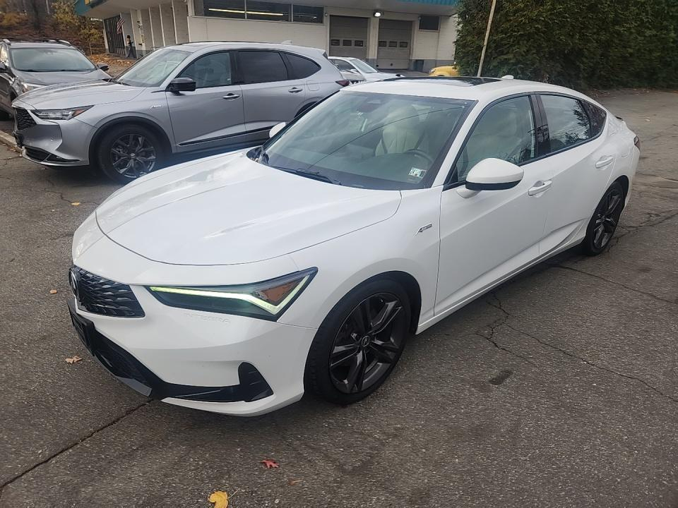 2023 Acura Integra A-Spec photo 2
