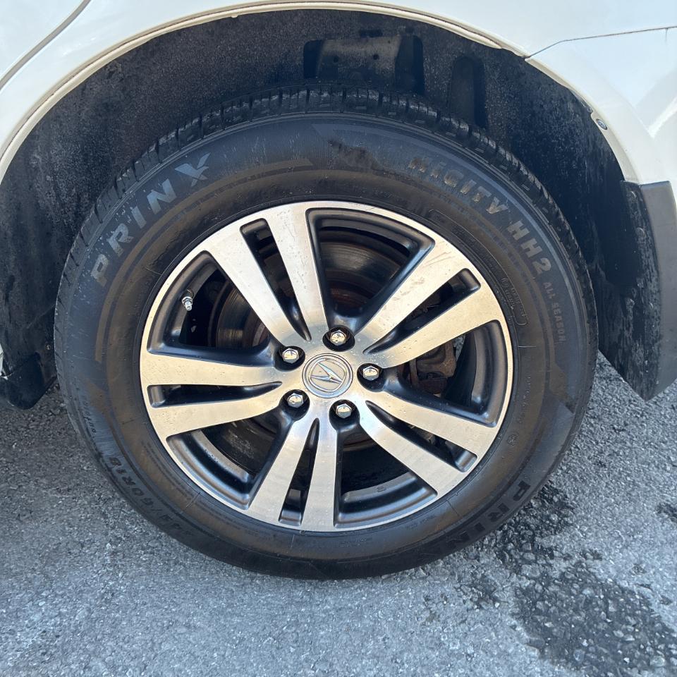 Acura MDX AWD 4dr 2011