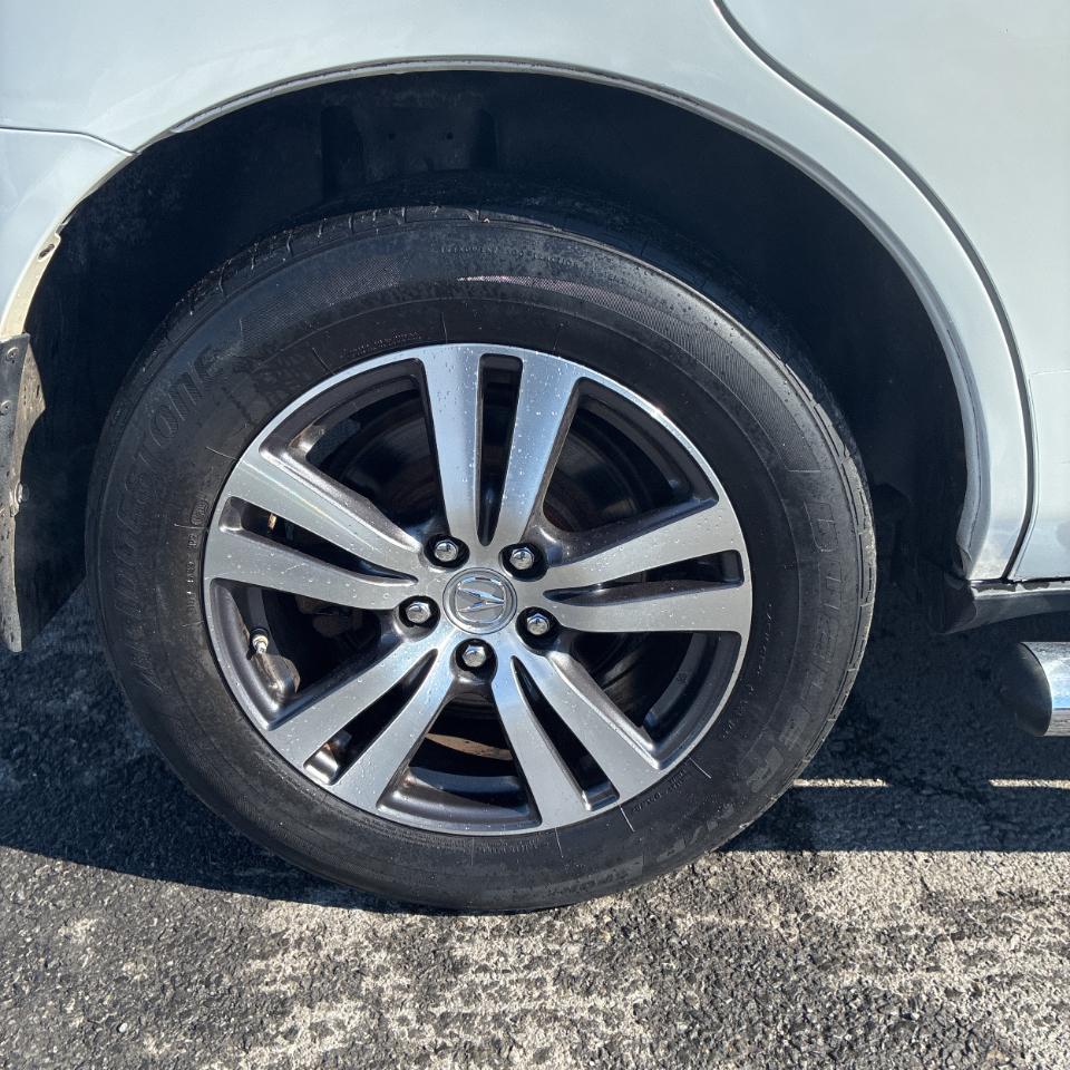 Acura MDX AWD 4dr 2011