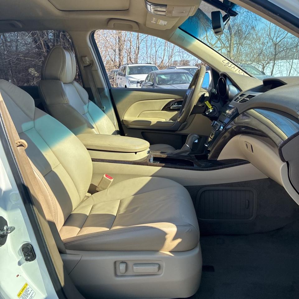 Acura MDX AWD 4dr 2011