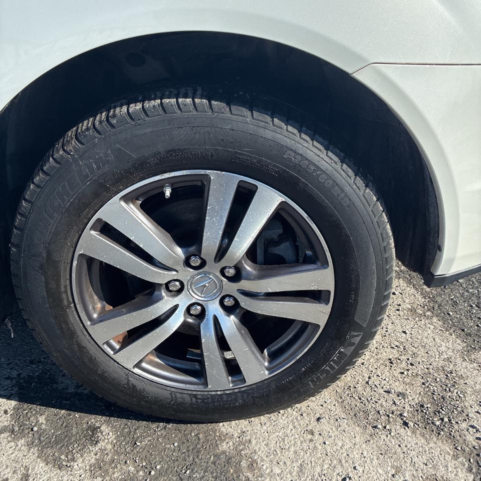 Acura MDX AWD 4dr 2011