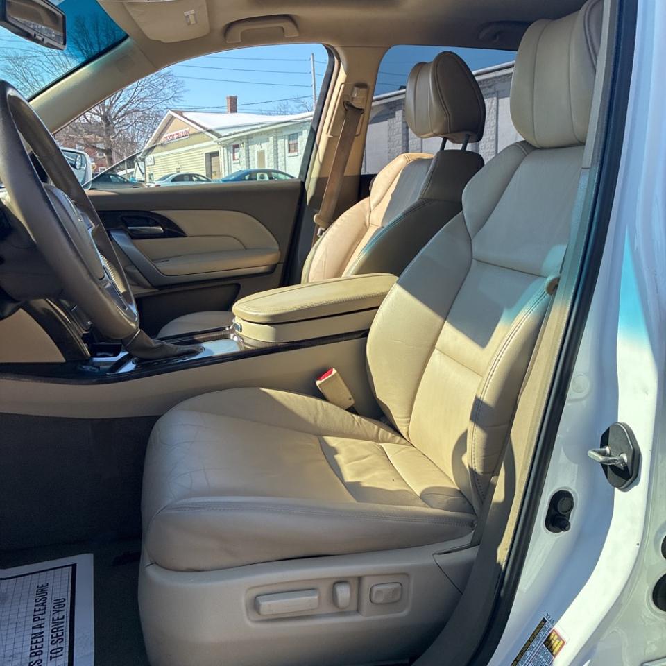 Acura MDX AWD 4dr 2011