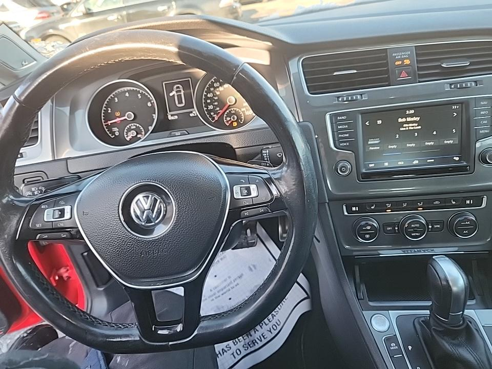 Volkswagen Golf Alltrack 1.8T SEL DSG 2017