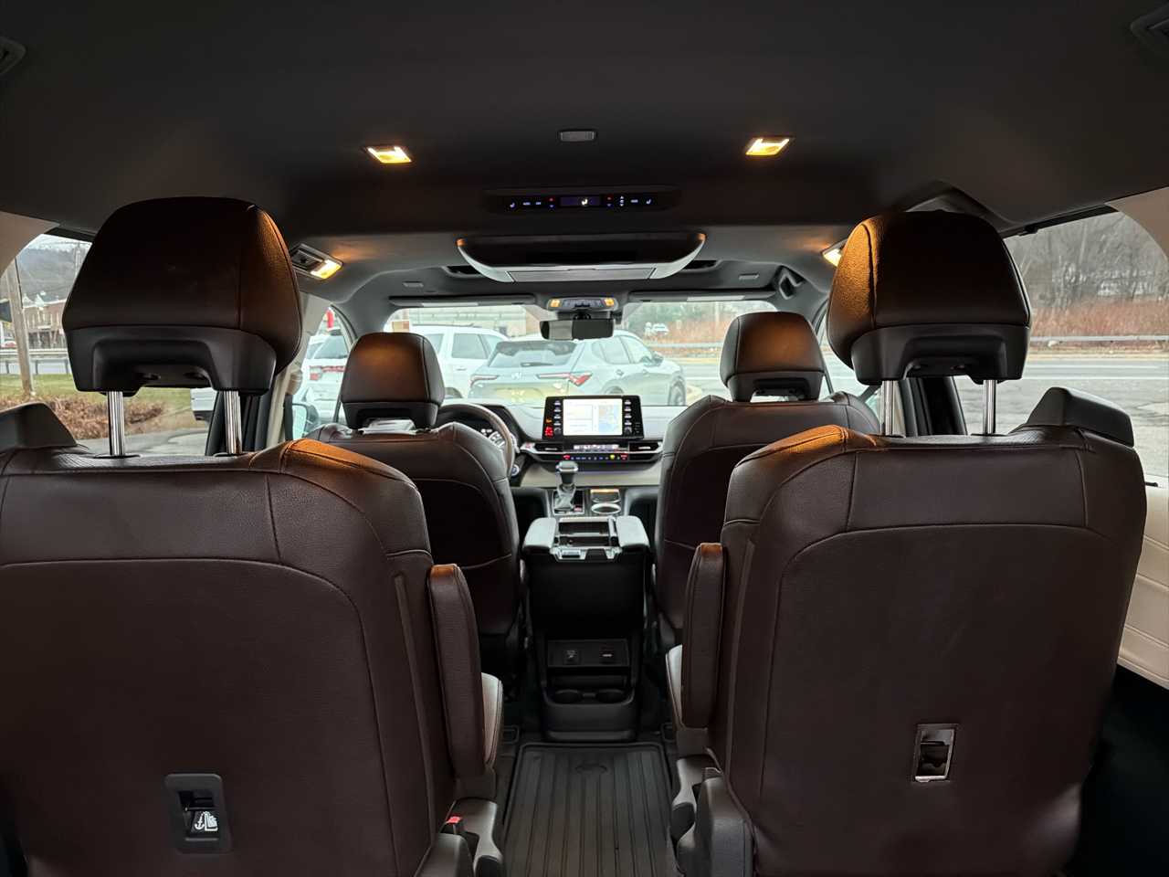 Toyota Sienna Platinum AWD 7-Passenger (Natl) 2021