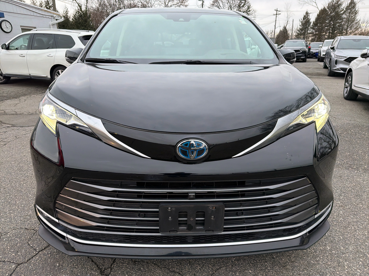 Toyota Sienna Platinum AWD 7-Passenger (Natl) 2021