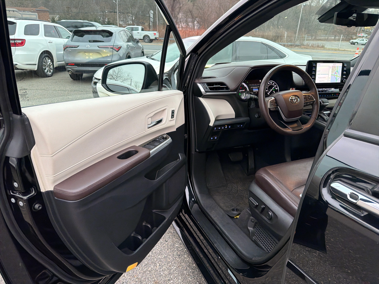 Toyota Sienna Platinum AWD 7-Passenger (Natl) 2021