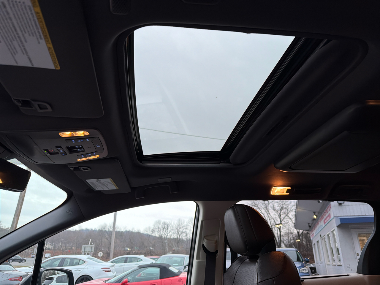 Toyota Sienna Platinum AWD 7-Passenger (Natl) 2021