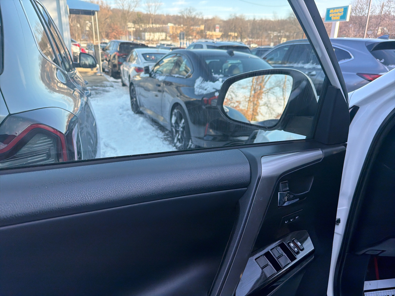 Toyota RAV4 AWD 4dr Limited (Natl) 2016