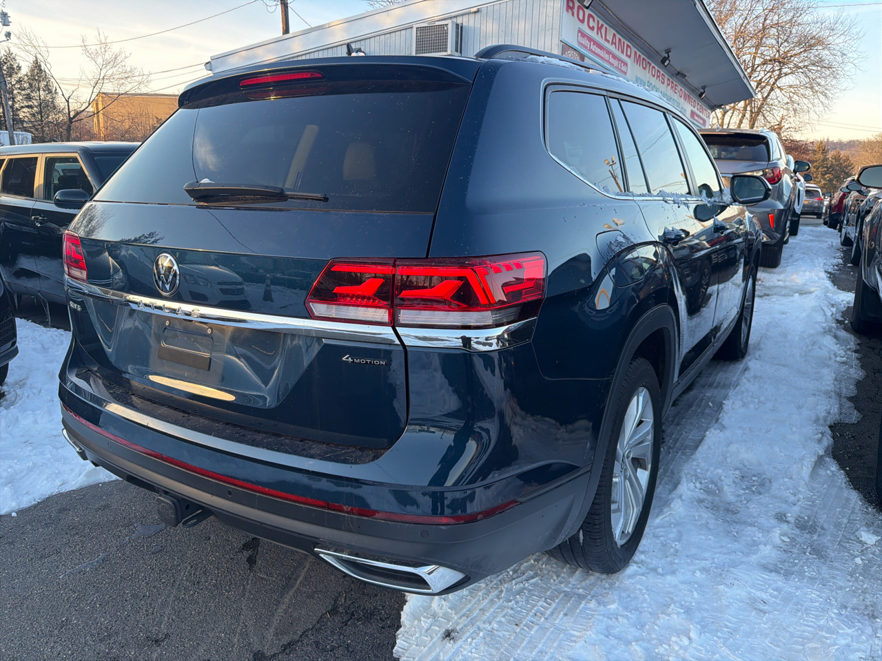 Volkswagen Atlas 3.6L V6 SE w/Technology 4MOTION 2023