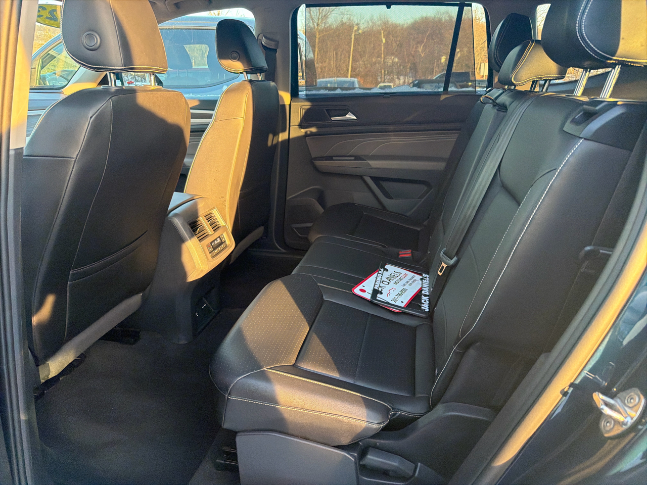 Volkswagen Atlas 3.6L V6 SE w/Technology 4MOTION 2023