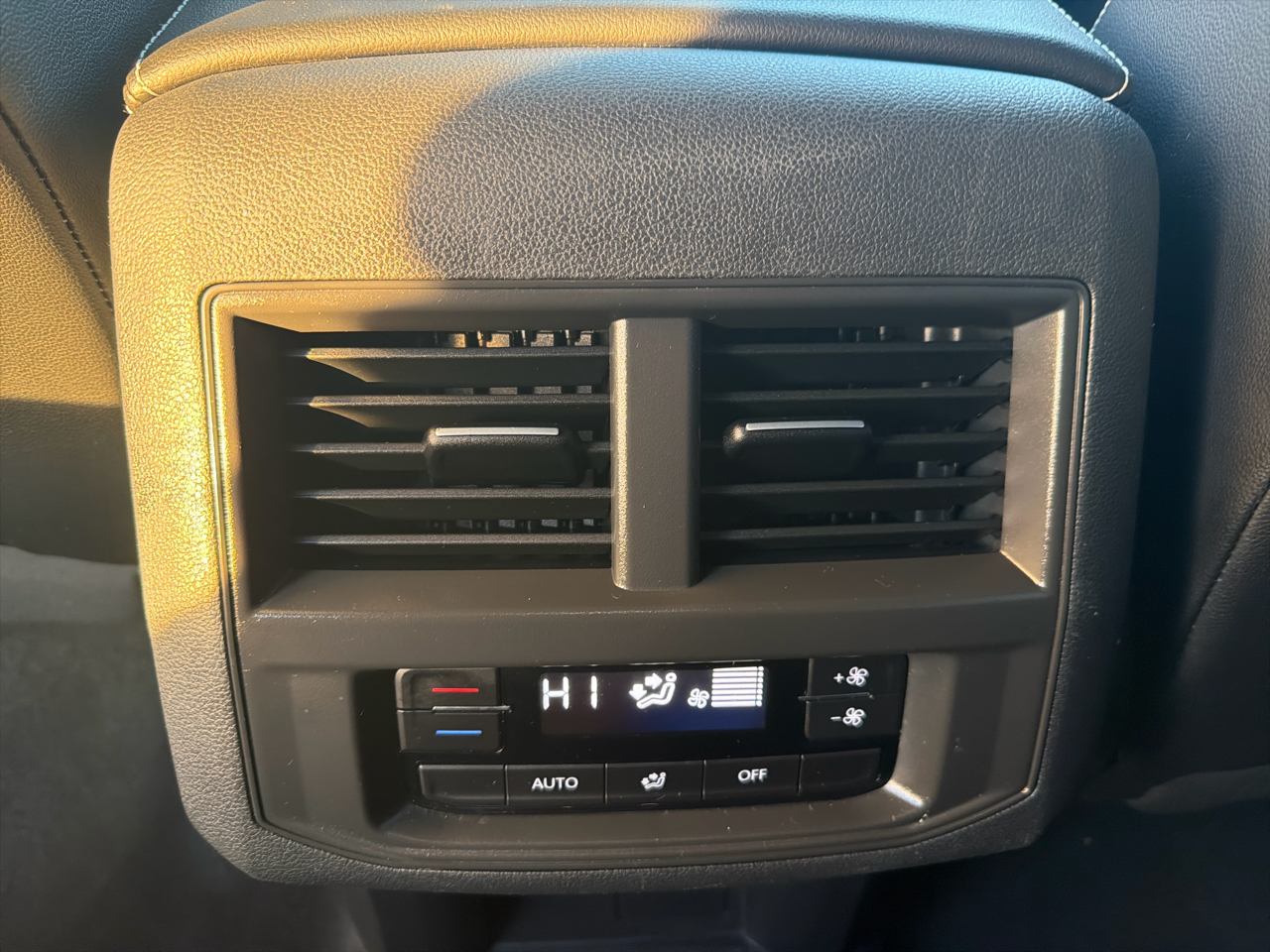 Volkswagen Atlas 3.6L V6 SE w/Technology 4MOTION 2023