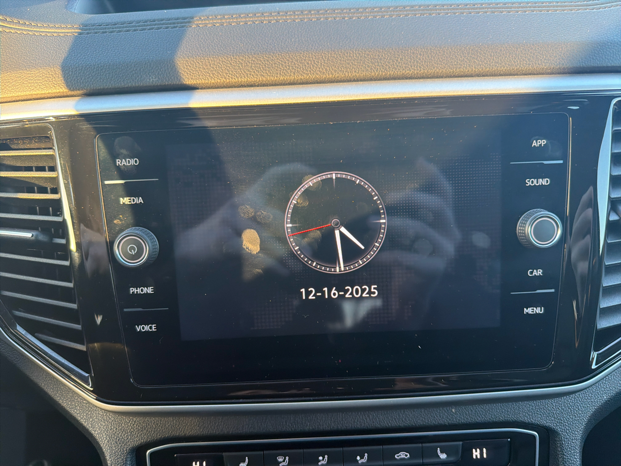 Volkswagen Atlas 3.6L V6 SE w/Technology 4MOTION 2023