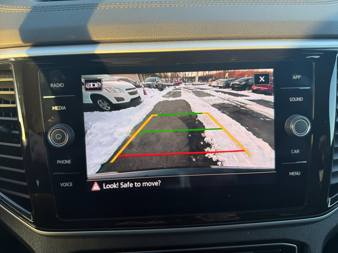 Volkswagen Atlas 3.6L V6 SE w/Technology 4MOTION 2023