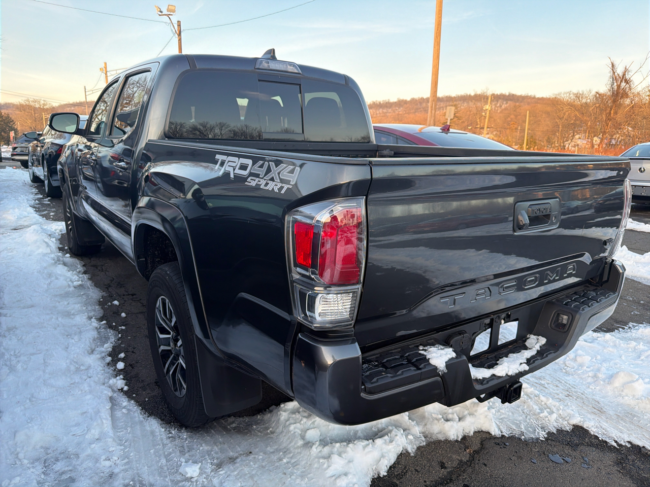 Toyota Tacoma 4WD TRD Off Road Double Cab 5' Bed V6 MT (Natl) 2022