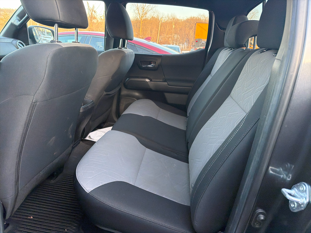 Toyota Tacoma 4WD TRD Off Road Double Cab 5' Bed V6 MT (Natl) 2022