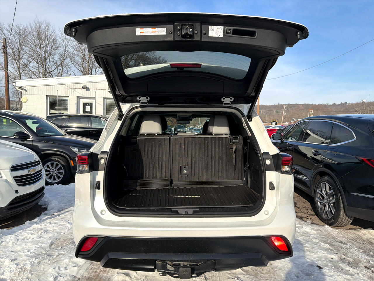 Toyota Highlander Hybrid Bronze Edition AWD (Natl) 2023