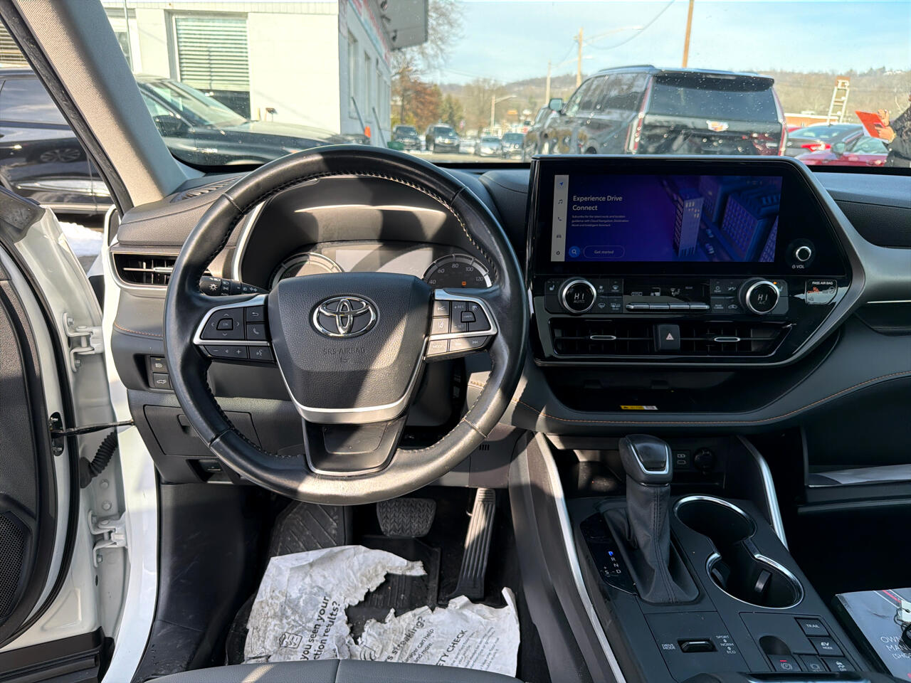 Toyota Highlander Hybrid Bronze Edition AWD (Natl) 2023