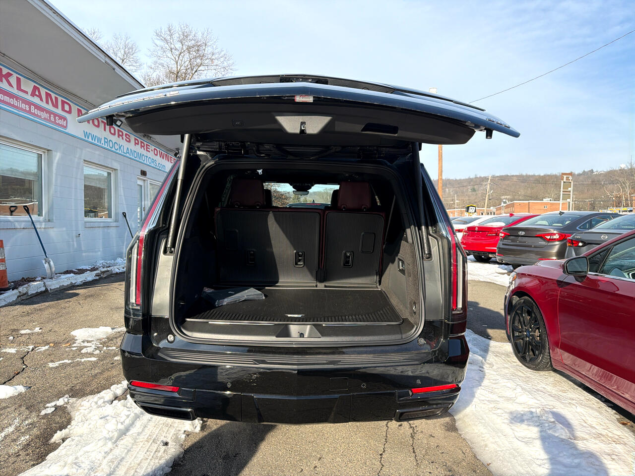 Cadillac Escalade ESV 4WD 4dr Sport 2025