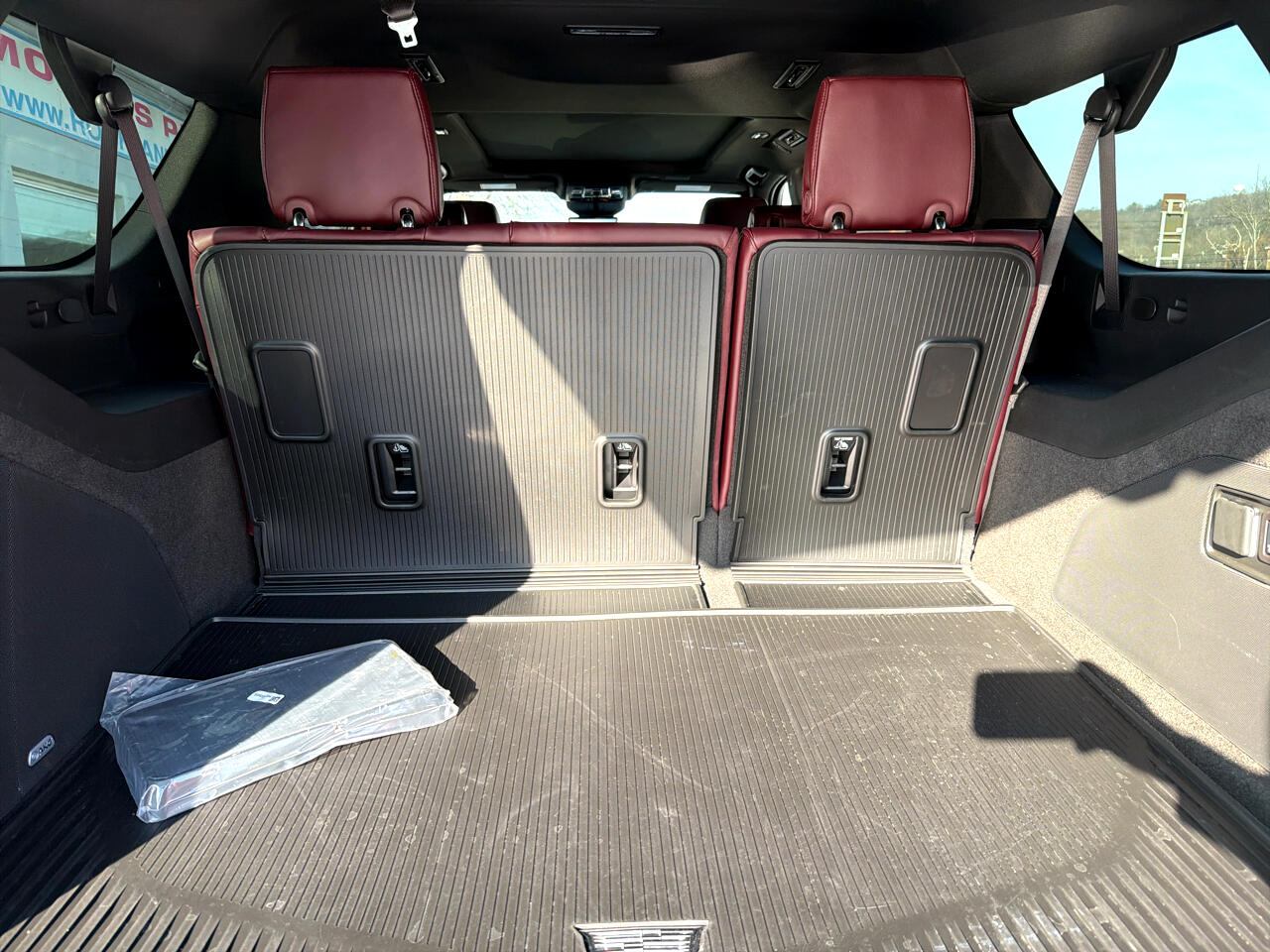 Cadillac Escalade ESV 4WD 4dr Sport 2025