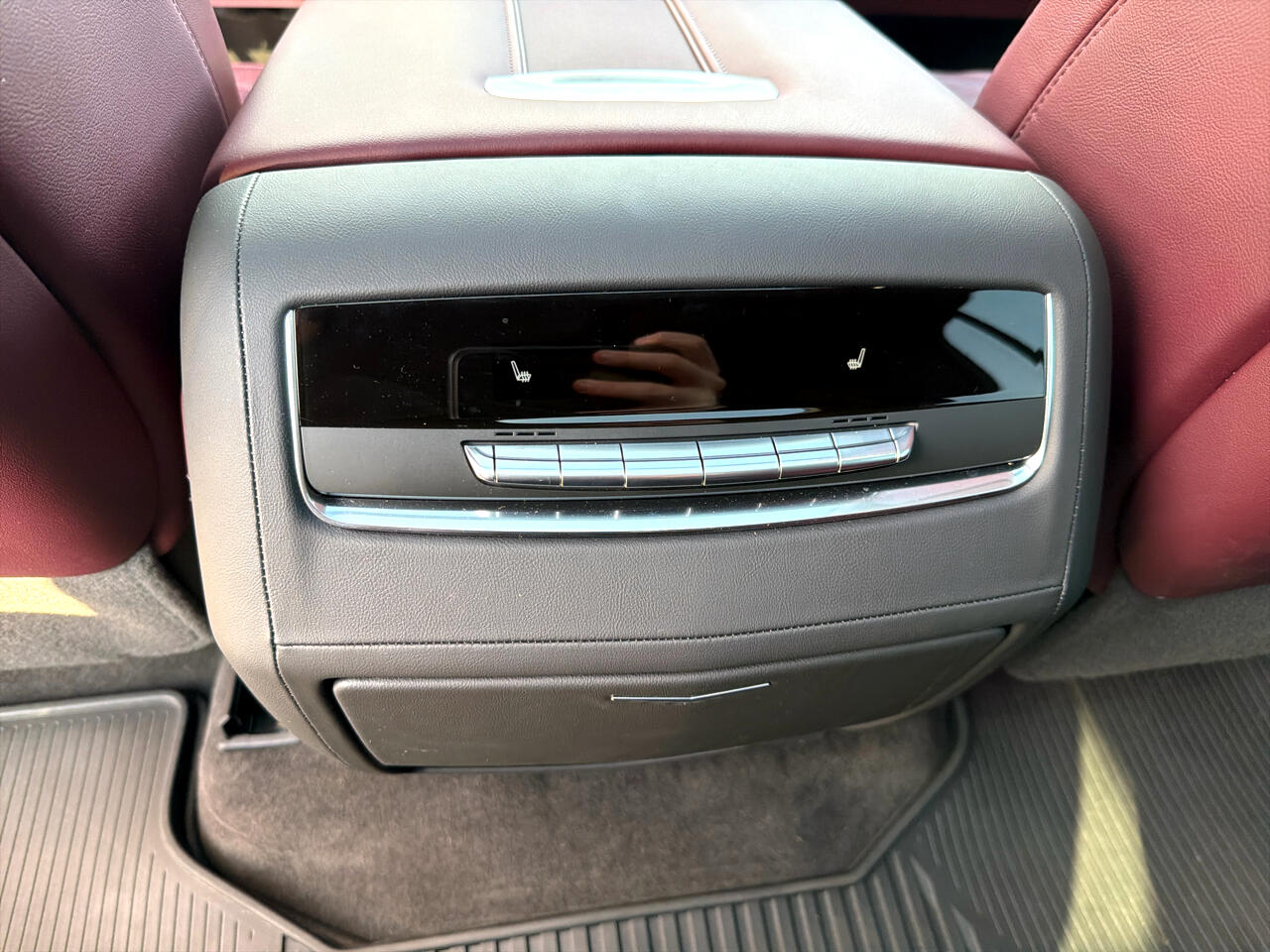 Cadillac Escalade ESV 4WD 4dr Sport 2025