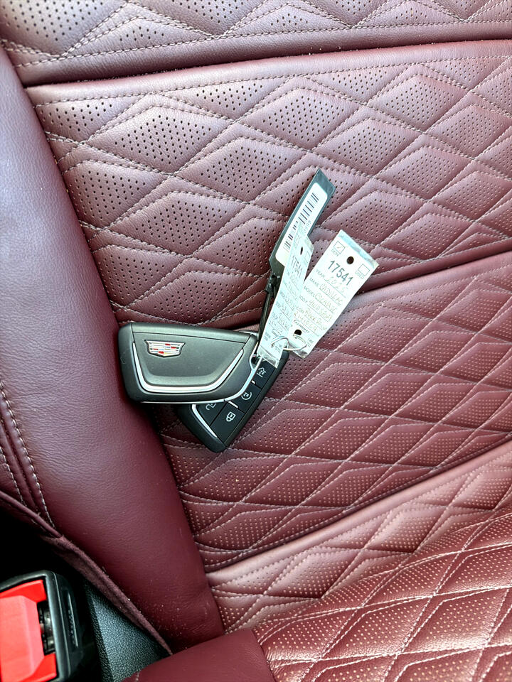 Cadillac Escalade ESV 4WD 4dr Sport 2025