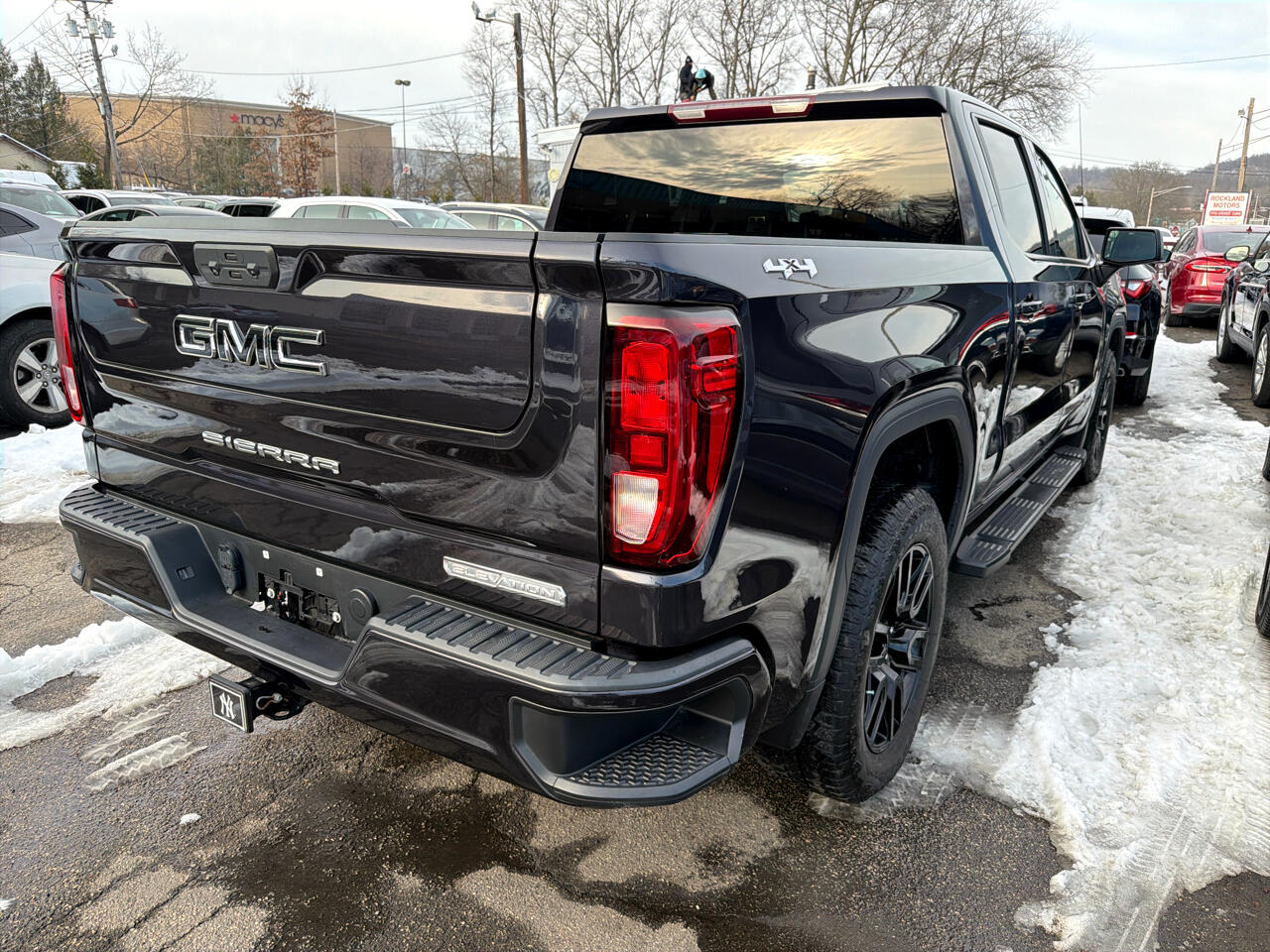 GMC Sierra 1500 4WD Crew Cab 147" Elevation w/3SB 2023