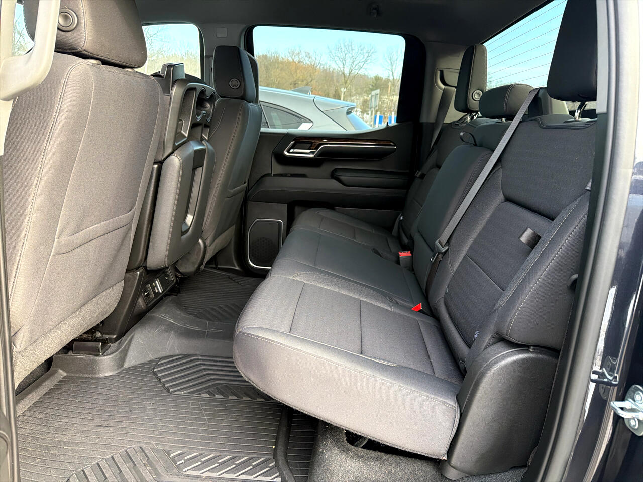 GMC Sierra 1500 4WD Crew Cab 147" Elevation w/3SB 2023