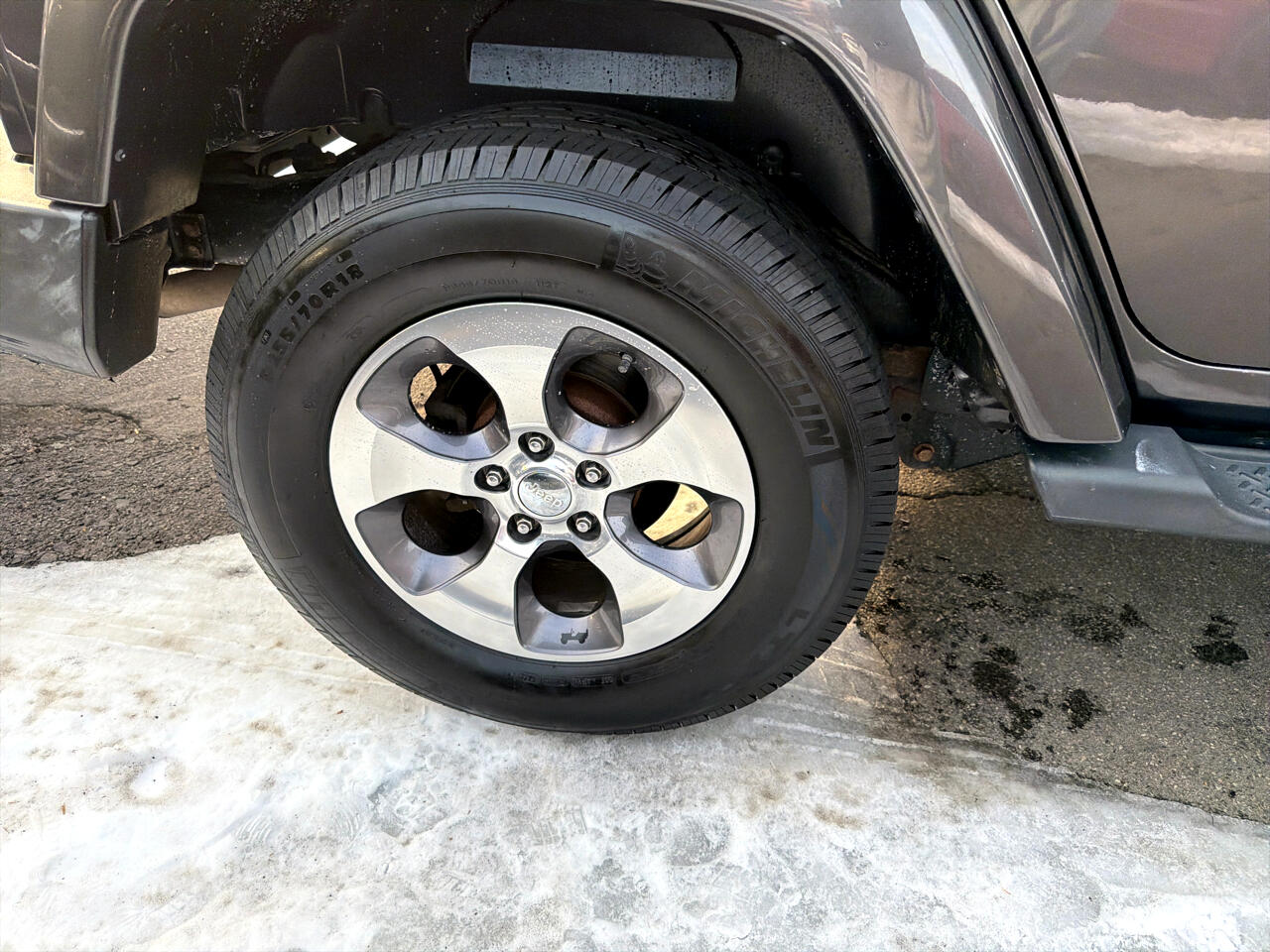 Jeep Wrangler Unlimited 4WD 4dr Sahara 2016