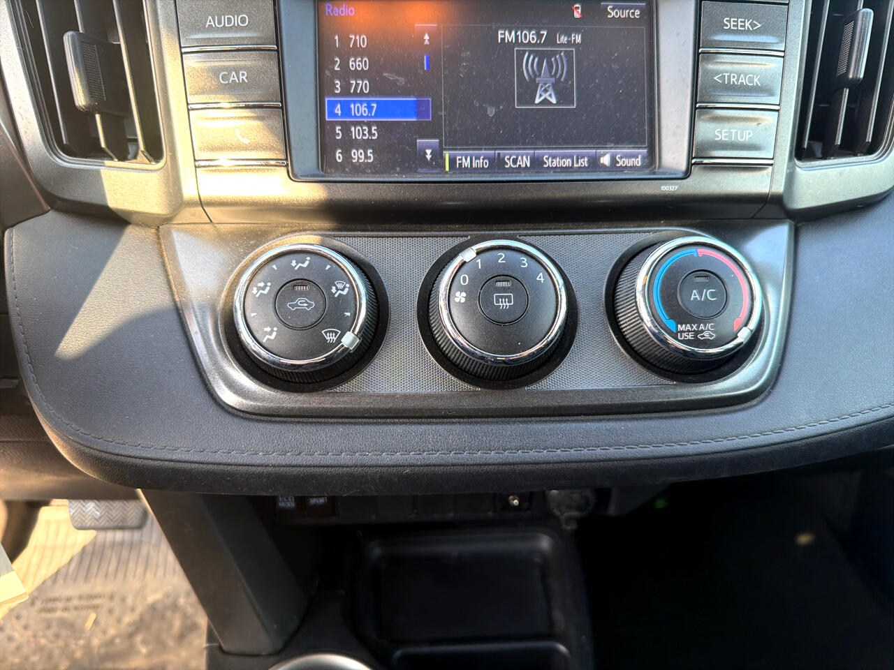 Toyota RAV4 FWD 4dr LE (Natl) 2014