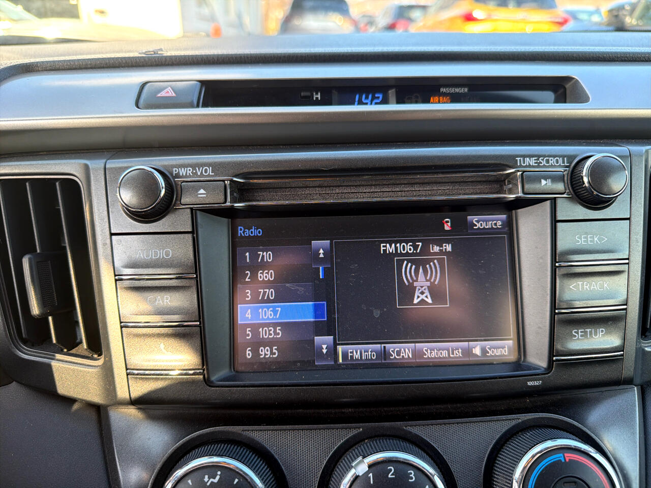 Toyota RAV4 FWD 4dr LE (Natl) 2014