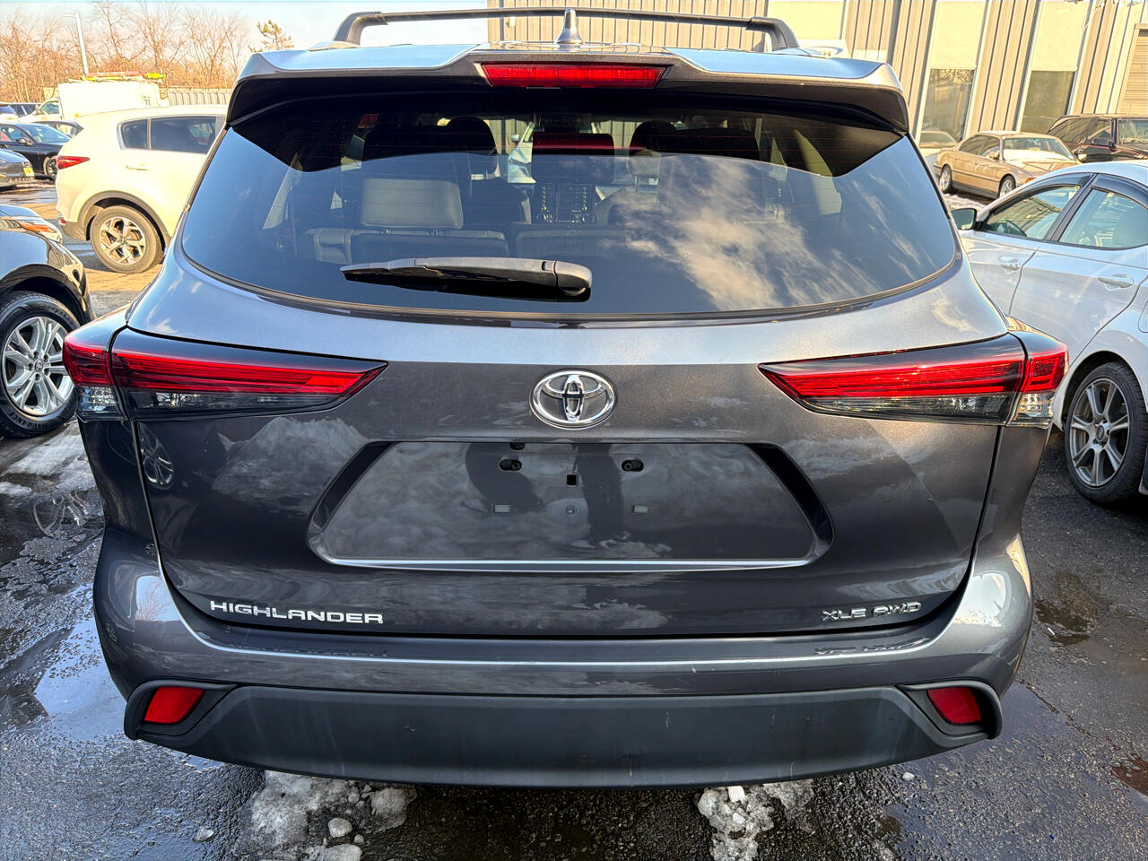 Toyota Highlander XLE AWD (Natl) 2022