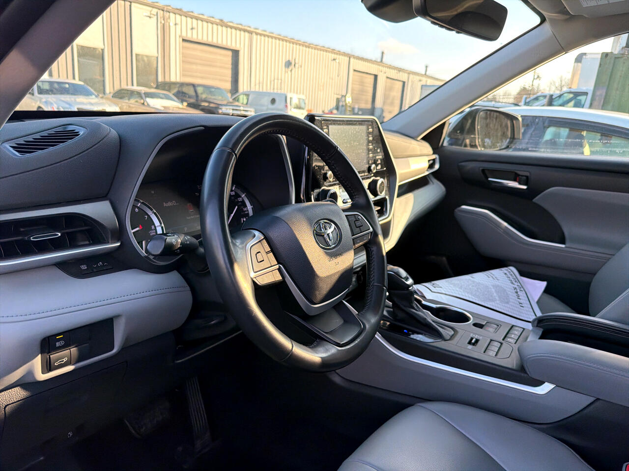 Toyota Highlander XLE AWD (Natl) 2022