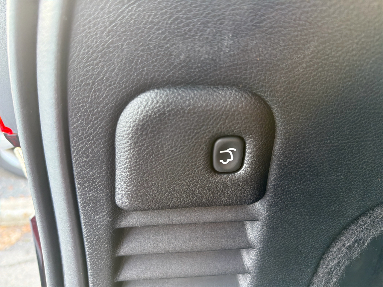 Jeep Grand Cherokee 4WD 4dr SRT8 2014