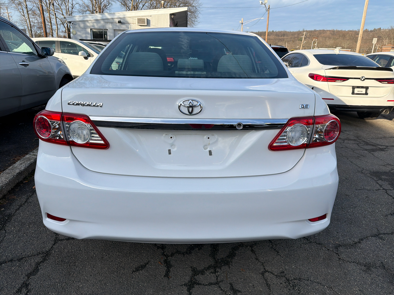 Toyota Corolla 4dr Sdn Auto LE (Natl) 2012