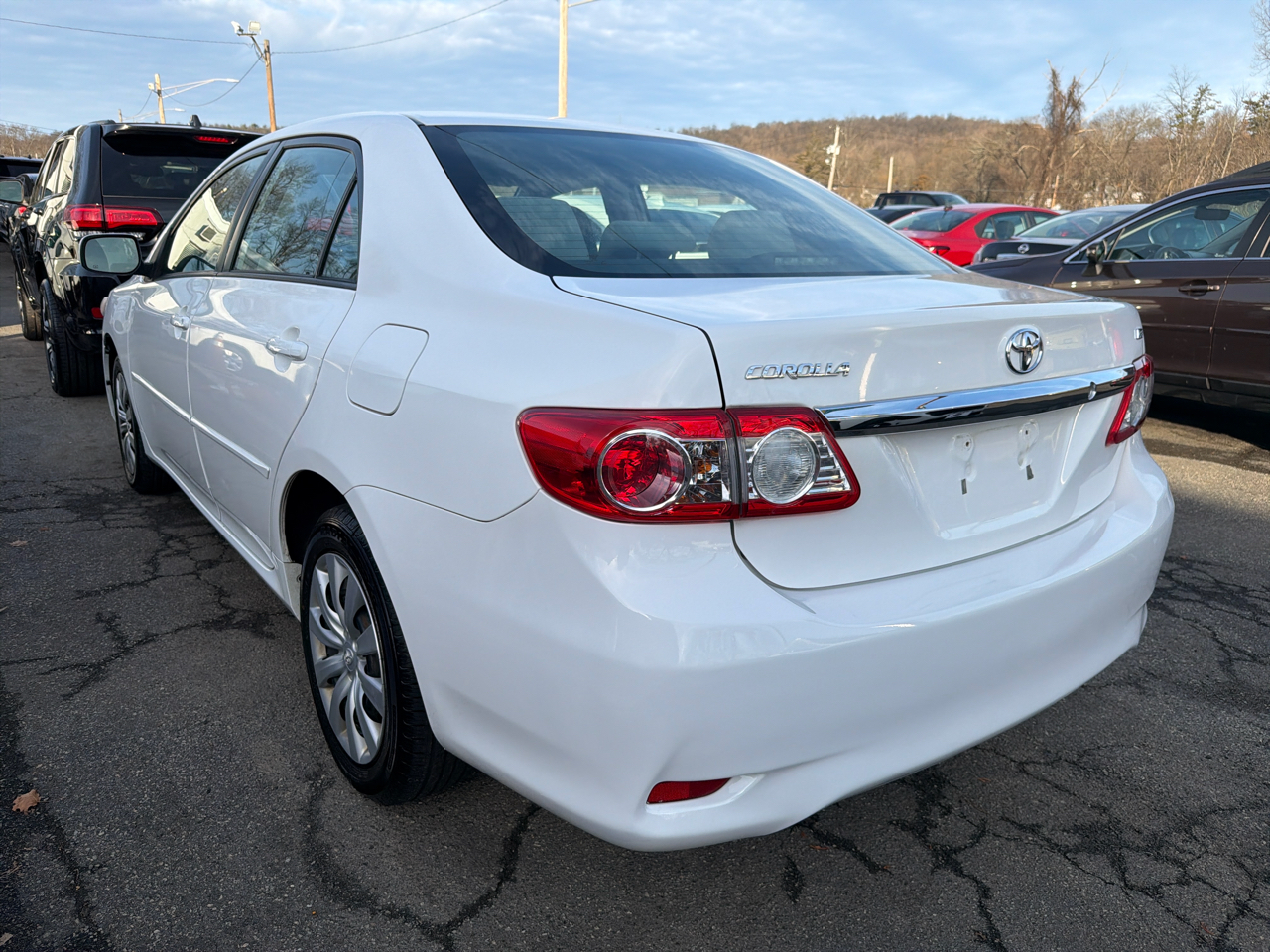 Toyota Corolla 4dr Sdn Auto LE (Natl) 2012