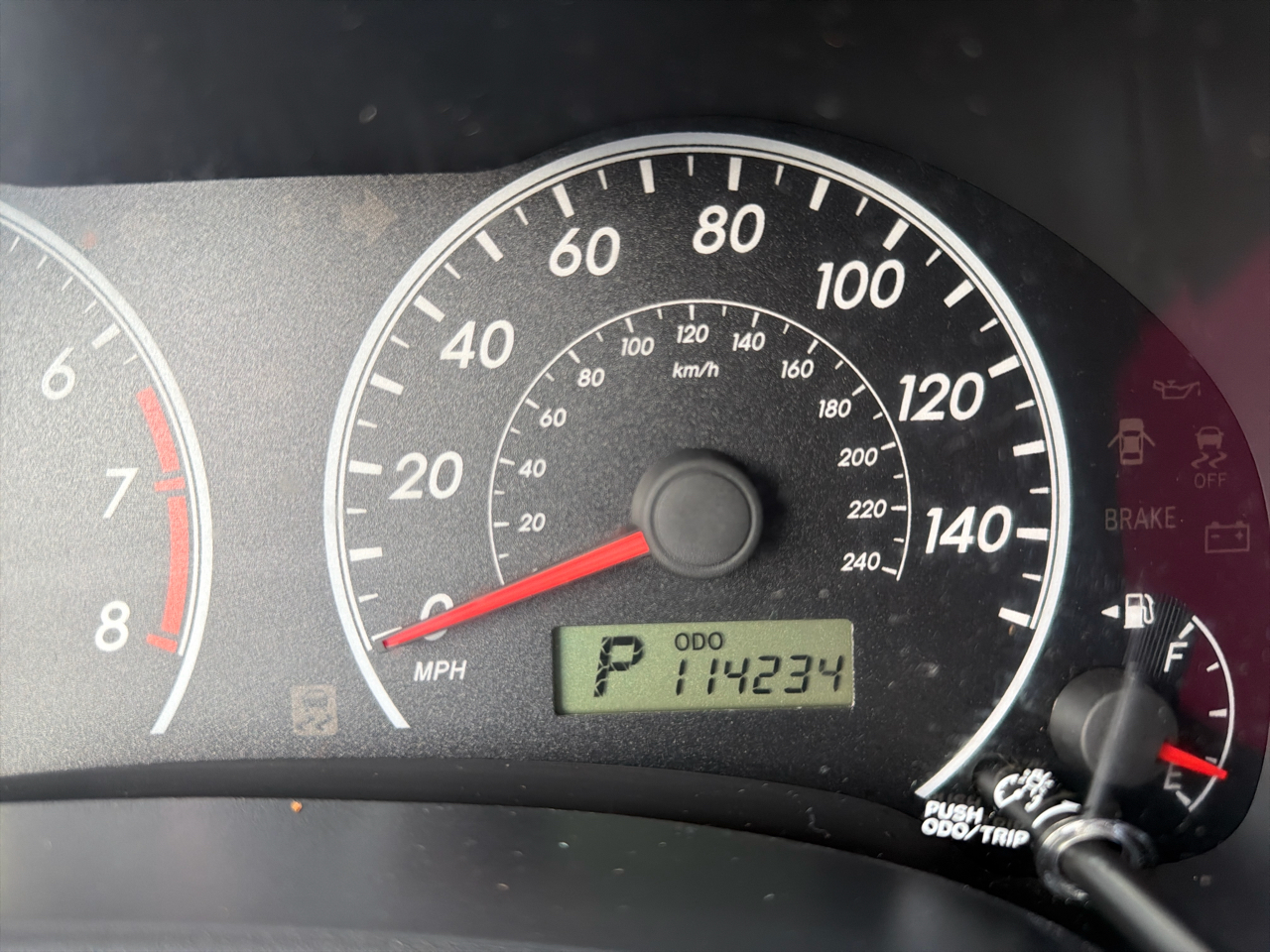 Toyota Corolla 4dr Sdn Auto LE (Natl) 2012