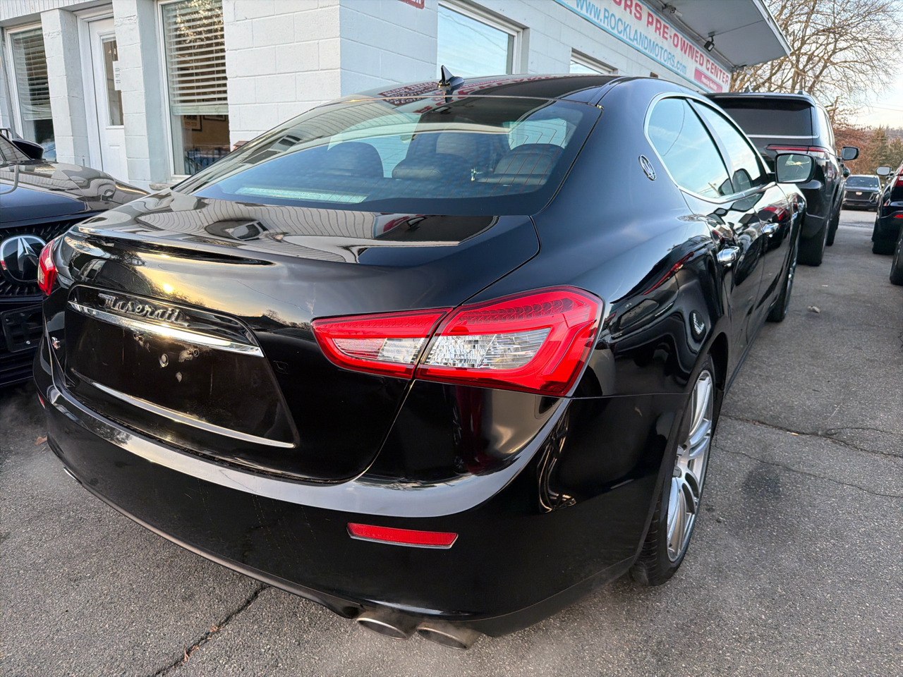 Maserati Ghibli 4dr Sdn S Q4 2016
