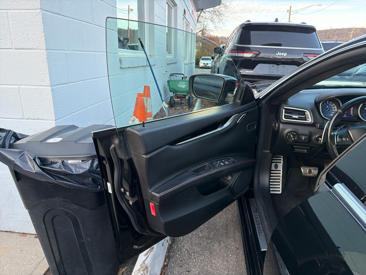 Maserati Ghibli 4dr Sdn S Q4 2016