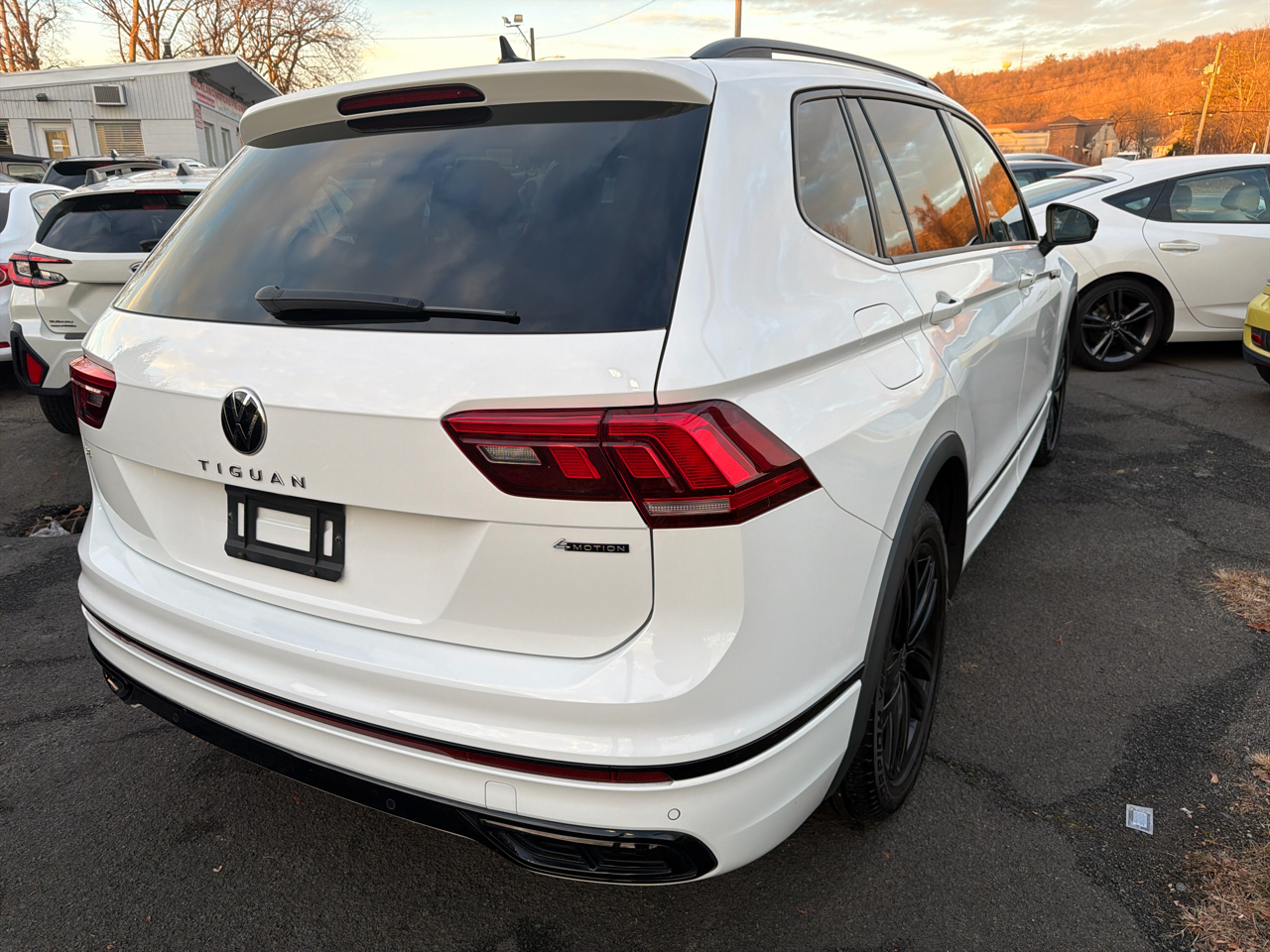 Volkswagen Tiguan 2.0T SE R-Line Black 4MOTION 2022