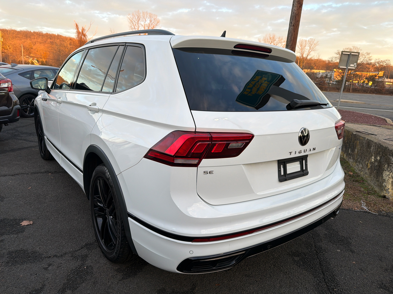 Volkswagen Tiguan 2.0T SE R-Line Black 4MOTION 2022