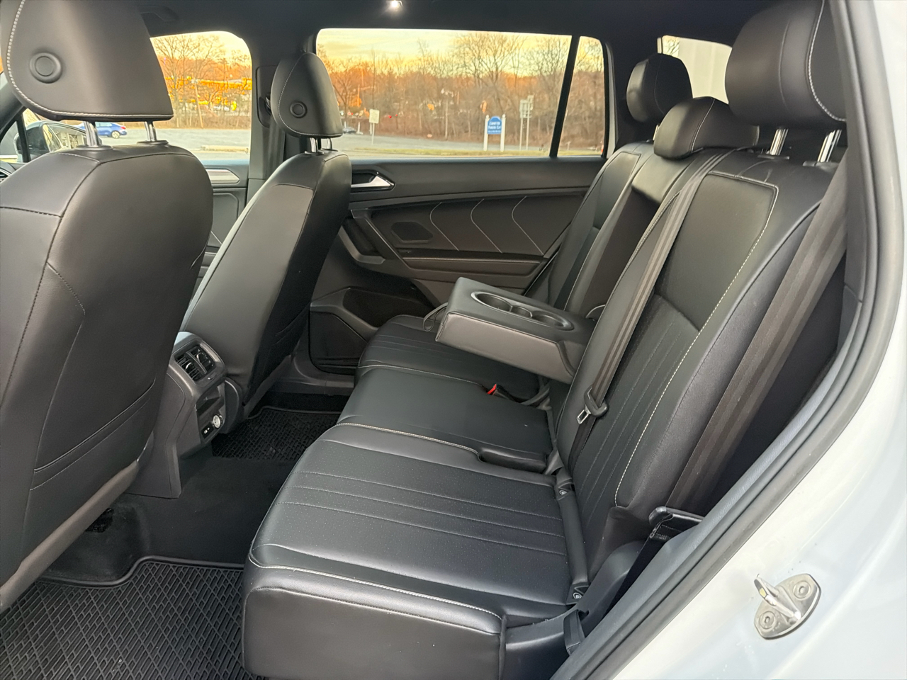 Volkswagen Tiguan 2.0T SE R-Line Black 4MOTION 2022