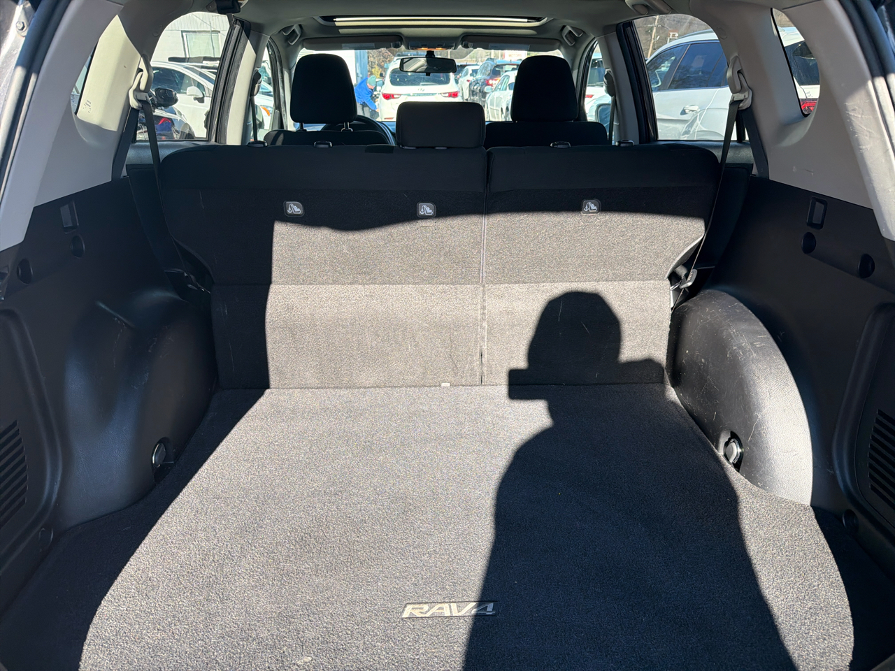 Toyota RAV4 AWD 4dr XLE (Natl) 2014