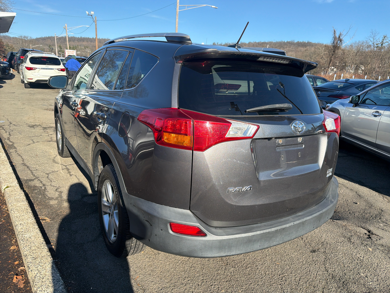 Toyota RAV4 AWD 4dr XLE (Natl) 2014