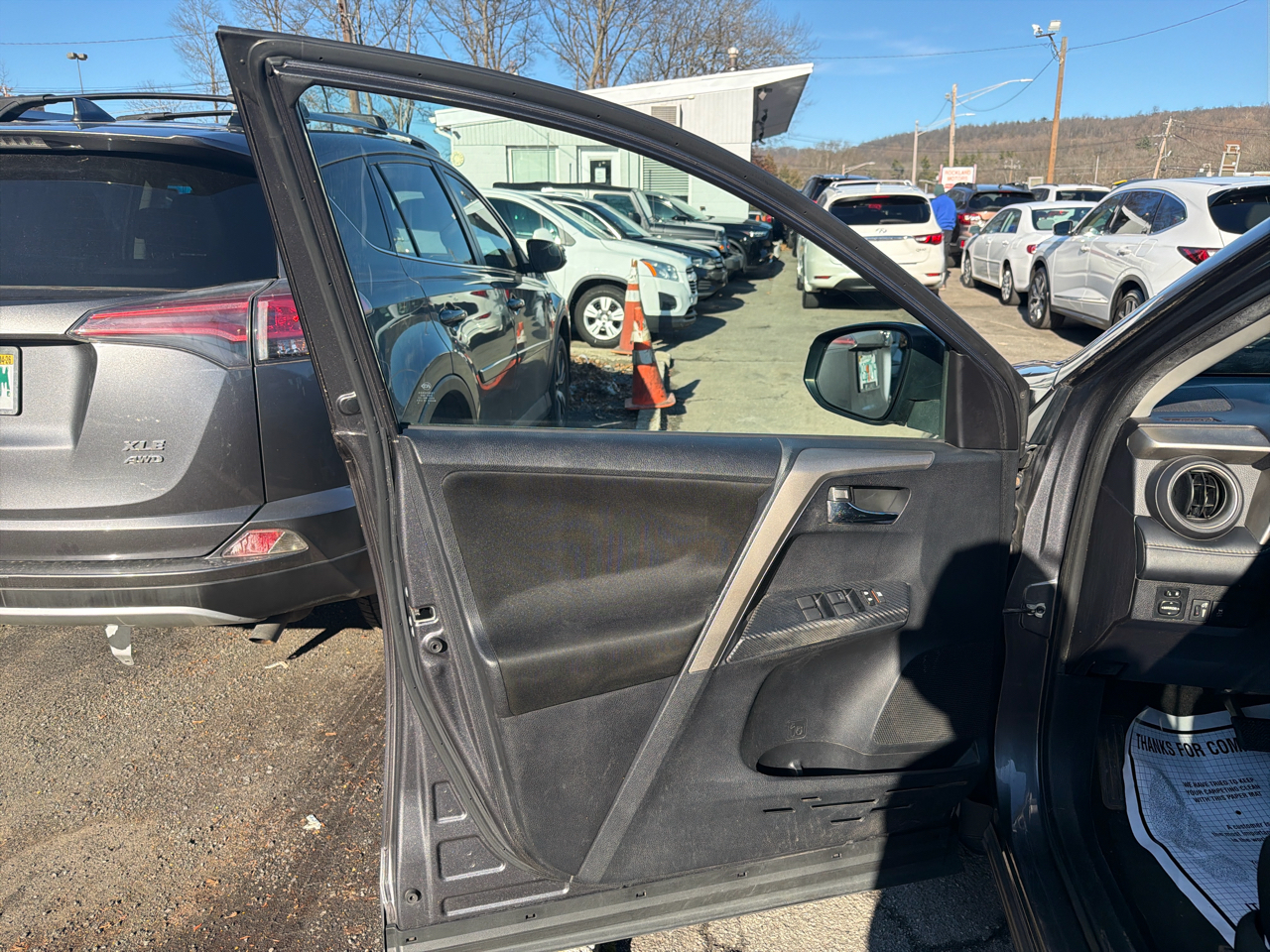 Toyota RAV4 AWD 4dr XLE (Natl) 2014