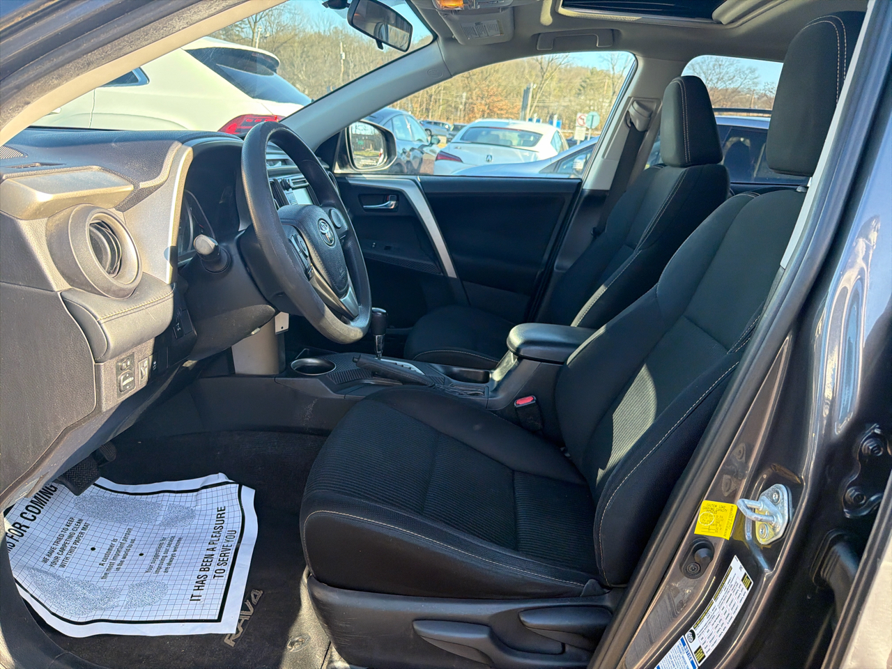 Toyota RAV4 AWD 4dr XLE (Natl) 2014