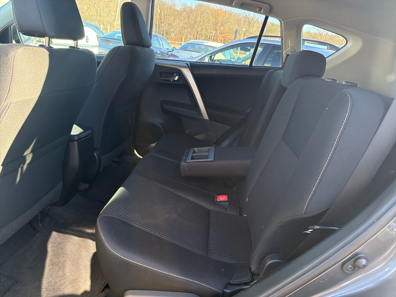 Toyota RAV4 AWD 4dr XLE (Natl) 2014