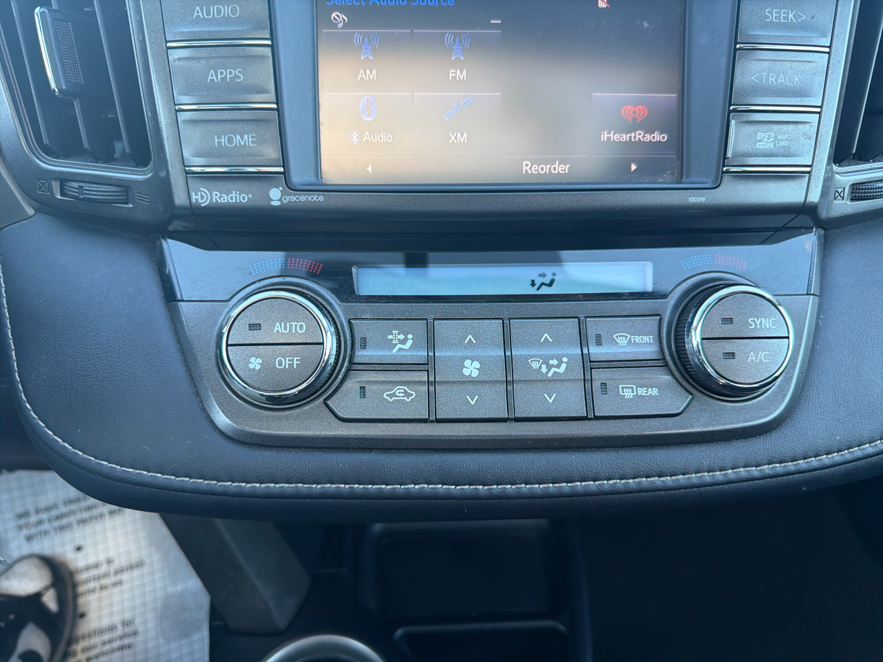 Toyota RAV4 AWD 4dr XLE (Natl) 2014